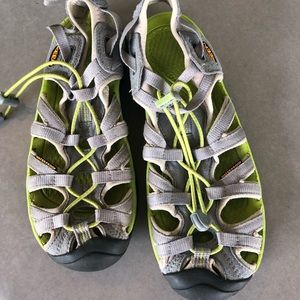 Keen Waterproof hiking swim shoes 8.5